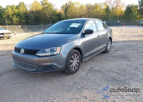 2011 Volkswagen Jetta 2.0L S из США, поврежденный, VIN 3VW2K7AJ2BM377204